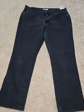 Levi's 14R Women’s Black Straight-Leg Jeans
